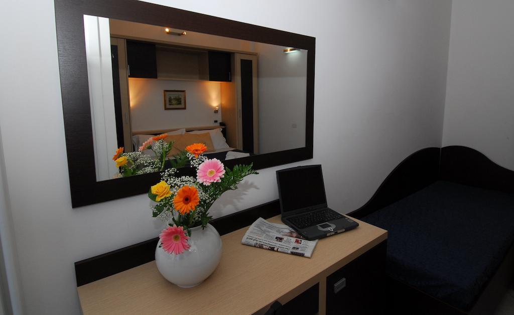 Hotel Ambasciata Cesenatico Room photo